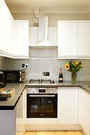 Avari Apartments - Winchester Collection