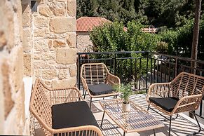 Elia Rustic Apartments Theriso