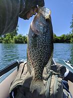 Lovely PET FRIENDLY three bedroom in desirable Urbandale Location! 3 H