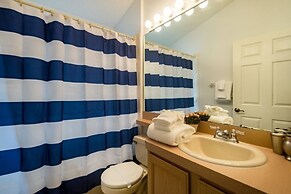 Beautiful Lake View 4 Bed /3 Bath Pool Villa 4 Bedroom Villa by Redawn