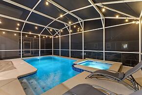 Luxury 6 Bedroom Gated Resort Villa Clo Villa by RedAwning