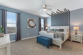 Luxury 6 Bedroom Gated Resort Villa Clo Villa by RedAwning