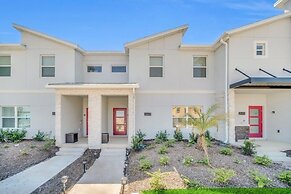 Amazing Story Lake Town Home With Pool 4 Bedroom Townhouse by RedAwnin