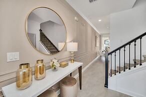 Amazing Story Lake Town Home With Pool 4 Bedroom Townhouse by RedAwnin