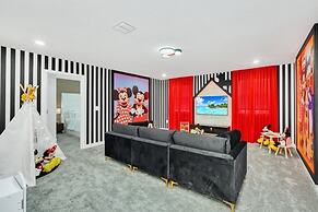 Ultimate7 Bedroom Champions 7 Villa by RedAwning