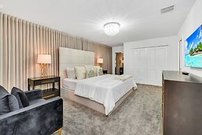 Ultimate7 Bedroom Champions 7 Villa by RedAwning