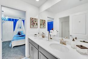 Ultimate7 Bedroom Champions 7 Villa by RedAwning