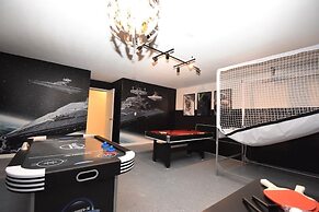 1705vp 4 Bedroom Home by RedAwning