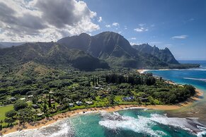 Sandpiper 216b Condo by RedAwning