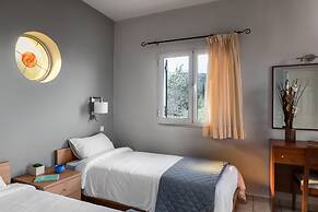 The Hillside Villas, Stunning Views & Private Pool