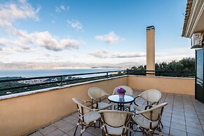 The Hillside Villas, Stunning Views & Private Pool