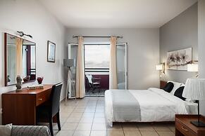 The Hillside Villas, Stunning Views & Private Pool