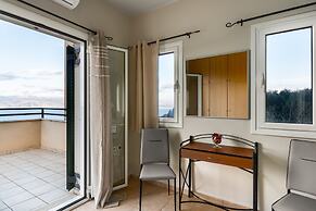 The Hillside Villas, Stunning Views & Private Pool