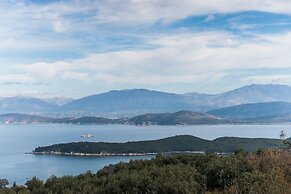 The Hillside Villas, Stunning Views & Private Pool