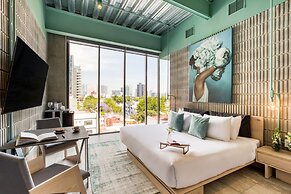 UTOPIC Polanco by ULIV