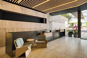 UTOPIC Polanco by ULIV