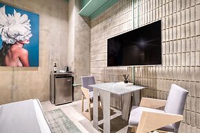 UTOPIC Polanco by ULIV