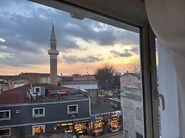 Asparagus Hotel Suits Old City