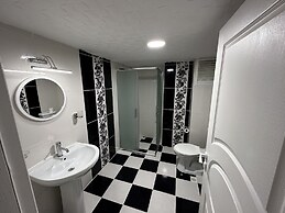 Asparagus Hotel Suits Old City