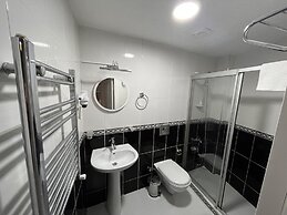 Asparagus Hotel Suits Old City