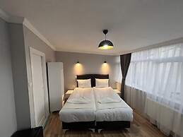 Asparagus Hotel Suits Old City