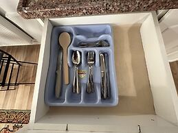 Asparagus Hotel Suits Old City