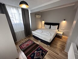 Asparagus Hotel Suits Old City