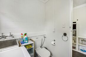 Inner City Retreat - WiFi - Netflix