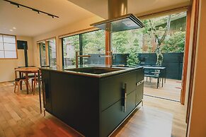 KARUIZAWA FOREST SEASONS