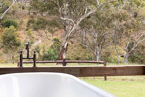 Grandview Accommodation - Hideaway Huts