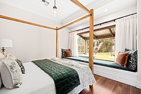 Grandview Accommodation - Hideaway Huts