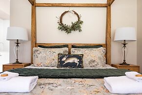 Grandview Accommodation - Hideaway Huts