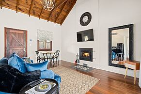 Grandview Accommodation - Hideaway Huts