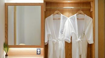 Groove-in Cafe Pension