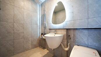 Groove-in Cafe Pension