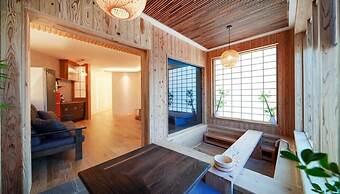 Groove-in Cafe Pension