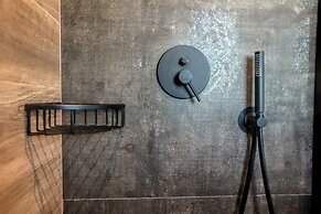 Meteora Heaven and Earth