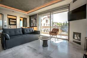 Meteora Heaven and Earth