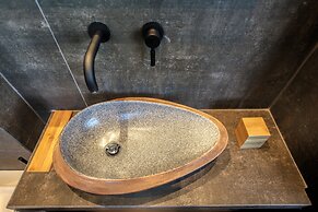 Meteora Heaven and Earth