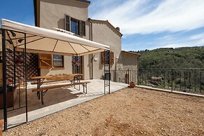 Podere del Ciacchi Among Tuscany Greenery