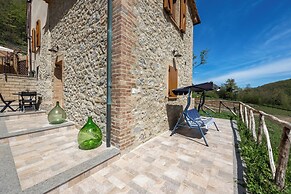 Podere del Ciacchi Among Tuscany Greenery