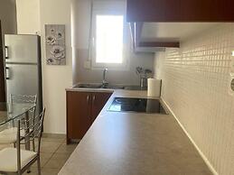 Impeccable Apt Sleeps 5 in Heraklion