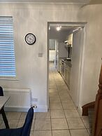 Lovely 2 Bed House Apartment in Boston Towncentre