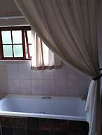 Khokha Moya Guesthouse