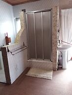 Khokha Moya Guesthouse