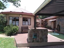 Khokha Moya Guesthouse