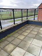 Charming 2-bed Apartment in Didcot, Near Oxford