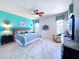 Lakeside 5bd Pool Hm Spa Gm Watersng-237ys 5 Bedroom Home by RedAwning