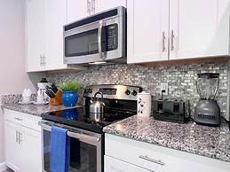 Spacious 5bd Pool Th, Champions Gate-1610mvd 5 Bedroom Townhouse by Re