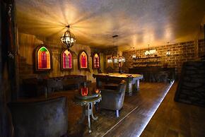 Custom 7-bd Hm Loaded W/ Amenities Watersong-216ys 7 Bedroom Home by R